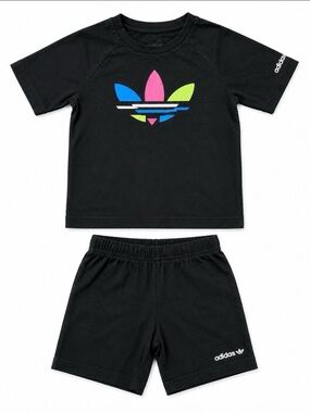 adidas Black Crewneck Tee with Trefoil Print Size 3T